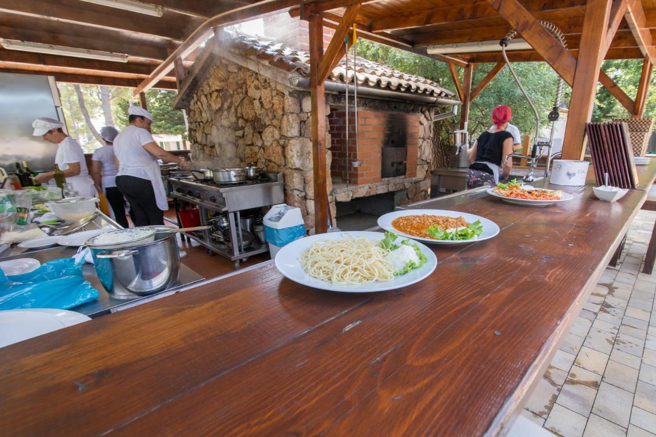 Camp Parc de vacanță 2*